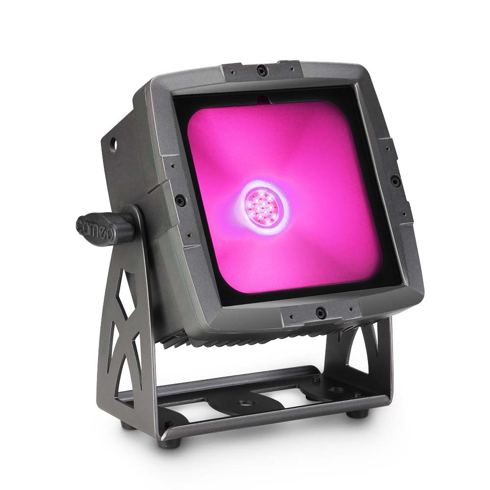 Cameo lat pro floodlight IP65 tri COB RGB