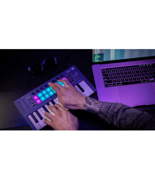 Novation FLKEY mini compact 25-mini-key MIDI keyboard
