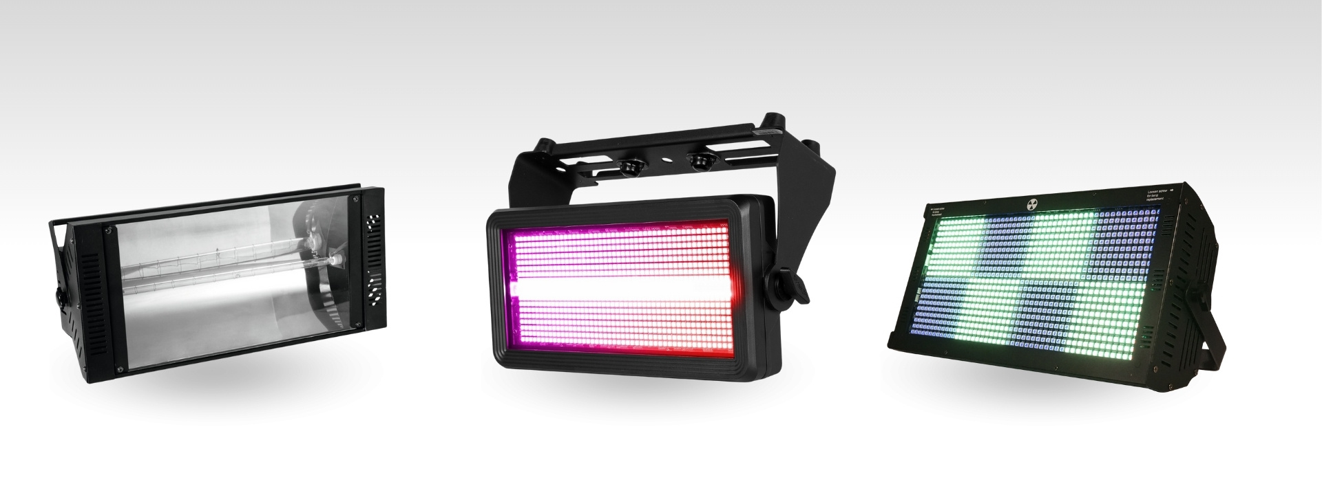 Wat is een stroboscoop? Voorbeelden van de BeamZ BS1100IP, BeamZ BS384 RGBW en Eurolite DMX Super Strobe 2700.