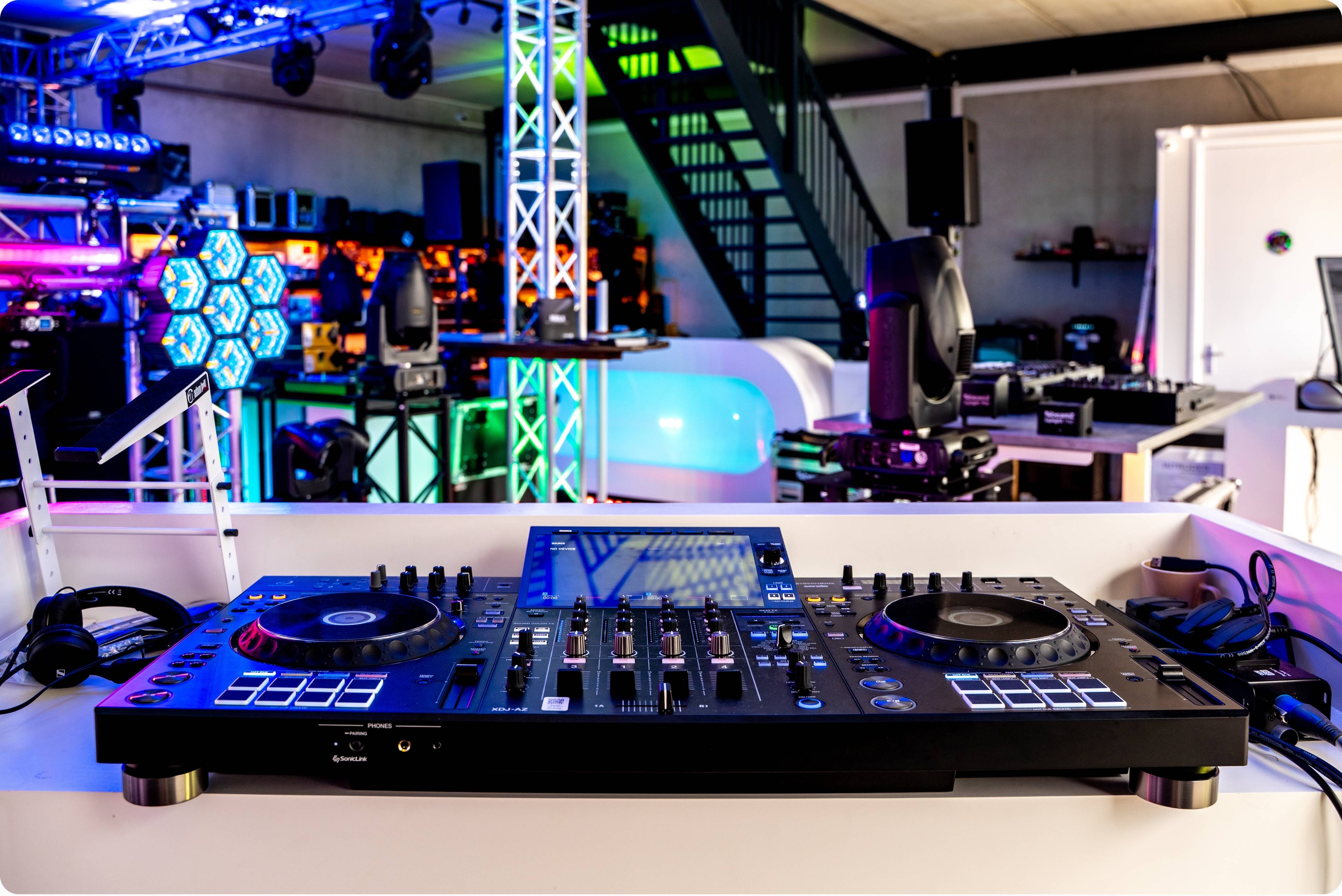DJ apparatuur specialist in Wezep, tussen Zwolle & Apeldoorn