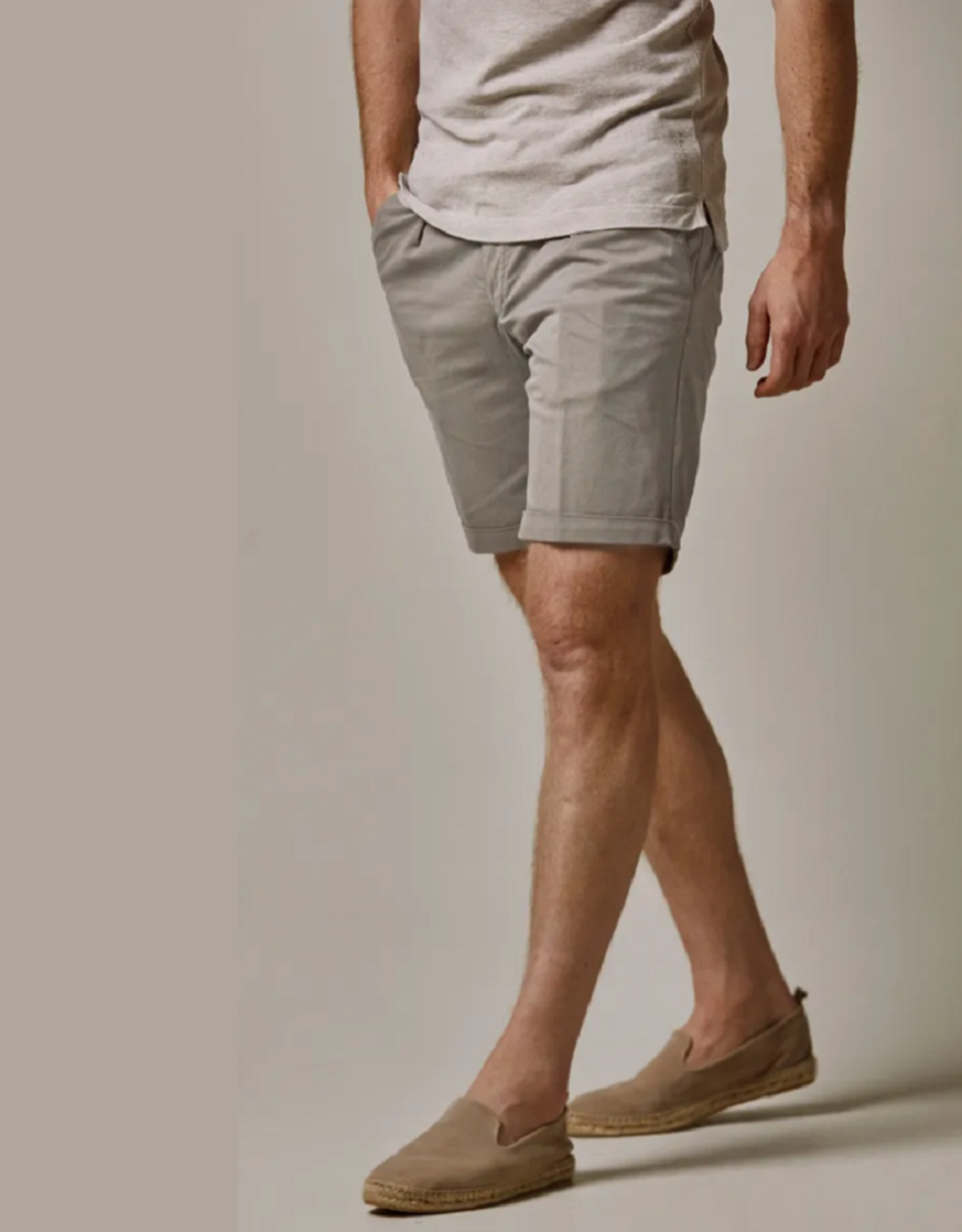 PROFUOMO Profuomo short Taupe