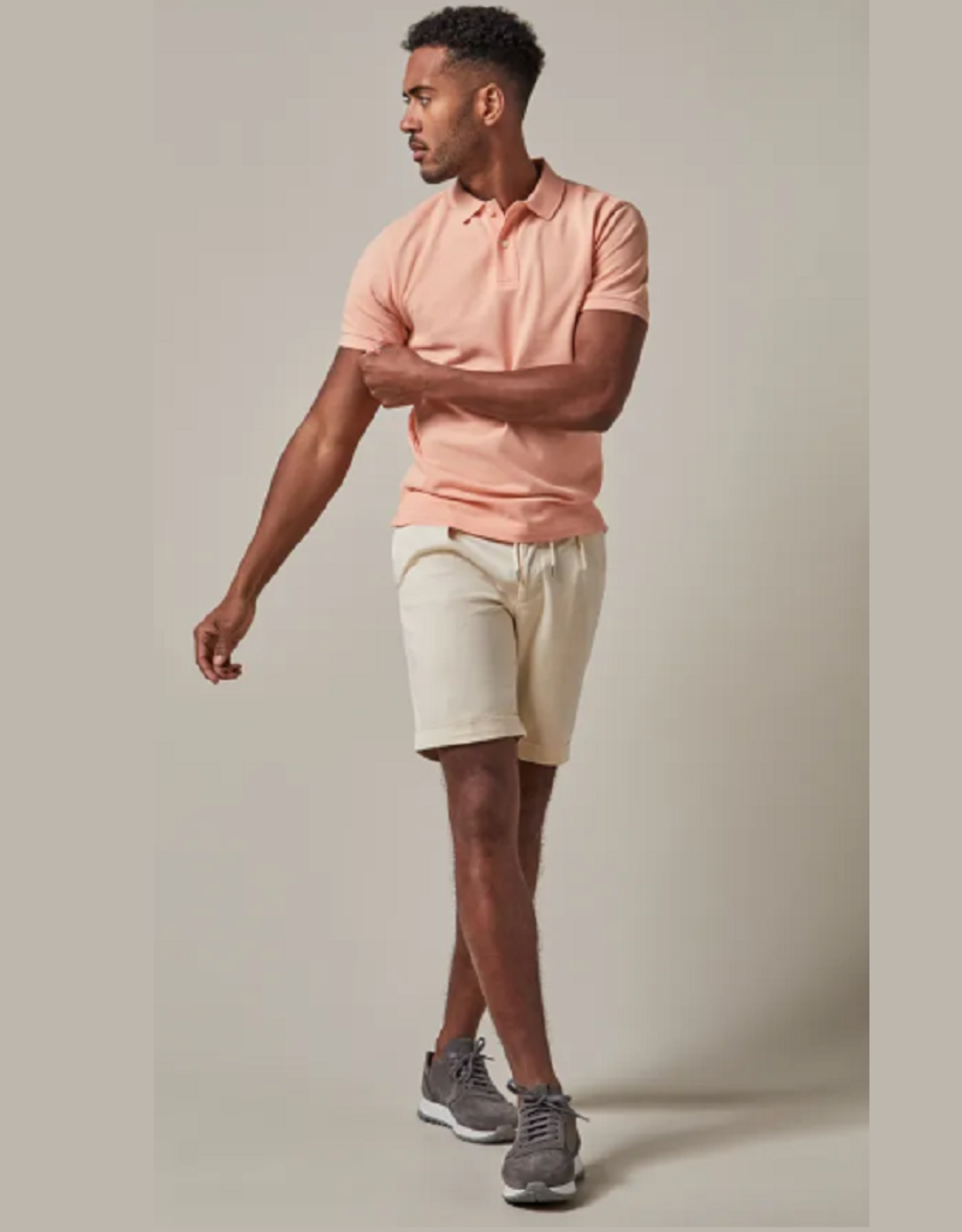 PROFUOMO Profuomo short Beige