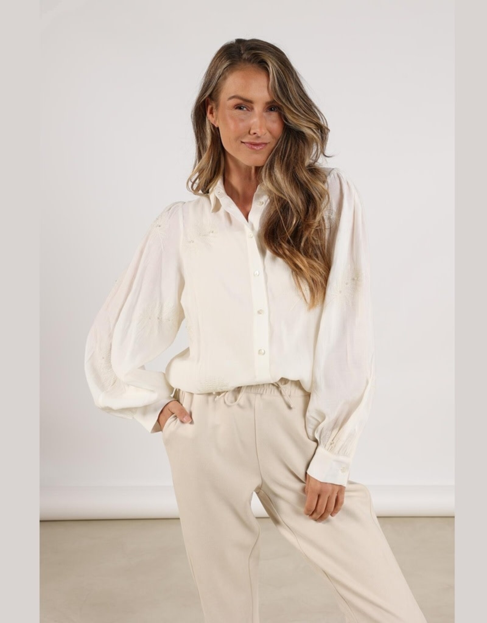 NUKUS NUKUS blouse Milanova off white