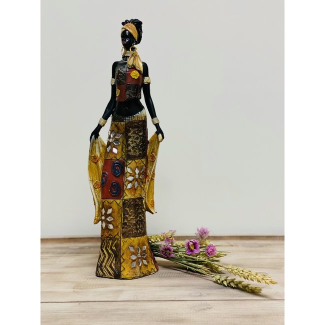 Zelfverzekerde Africaanse dame  met spiegeltjes in bloemenmotief jurk-35x9x6 cm-1 stuks