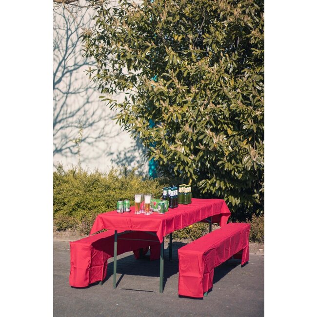 2Lif Beer Tableset Vlamvertragend rood 3304 1st 100x260cm/ 2st 220x25x45cm