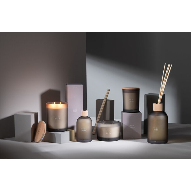 J-Line Geurkaars Essential Accords Leather Desire-52H