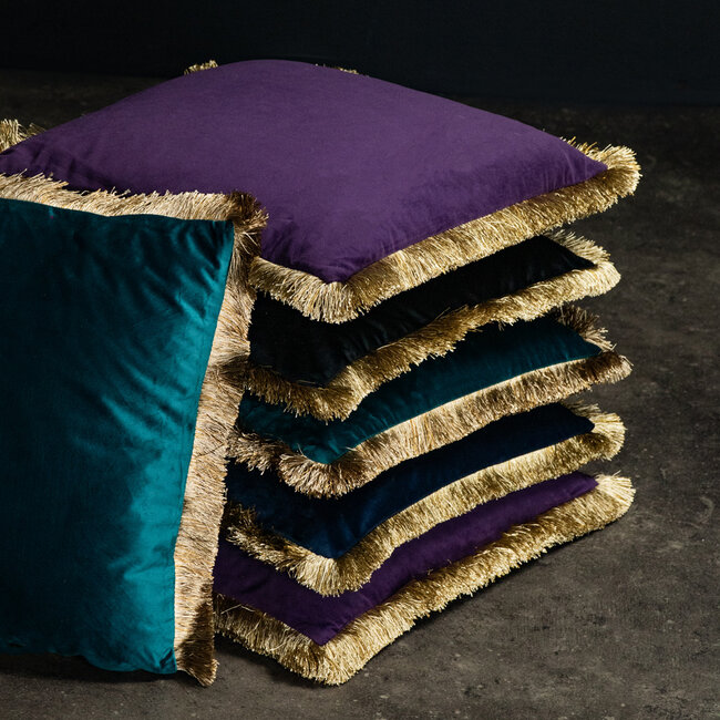 Mars & More kussen fluweel gouden franjes plum 45x45cm