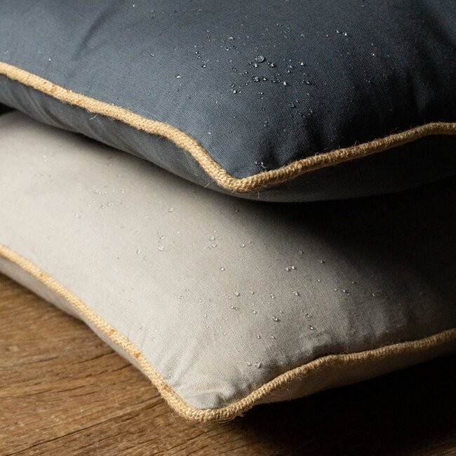 Mars & More kussen beige met jute bies 45x45cm*