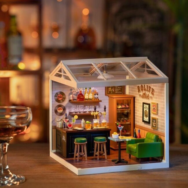 Robotime, DIY Huisje Super Creator Leisurely Cheers Bar, DW012, 16,3x16,3x15,2cm