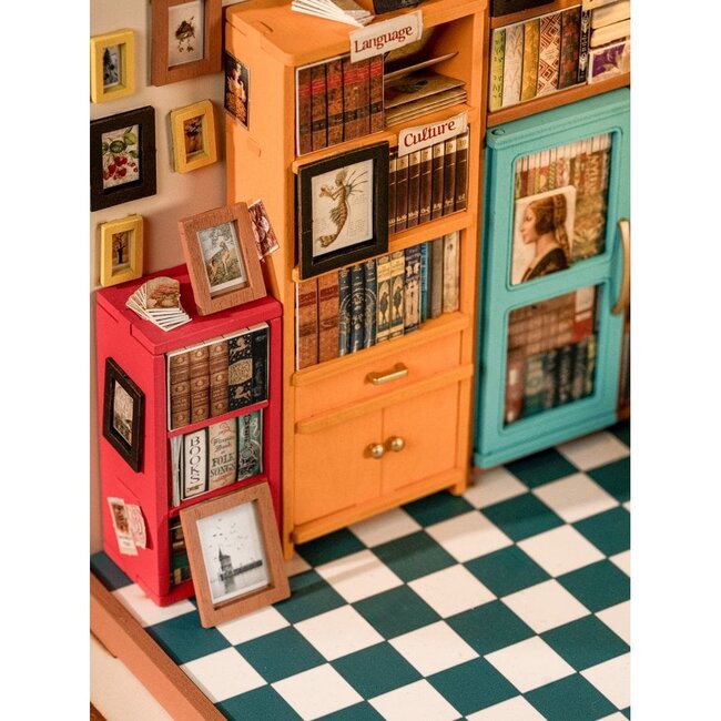 Robotime, DIY Huisje, Sam's Study, DG102, 22.5x18.5x19cm.