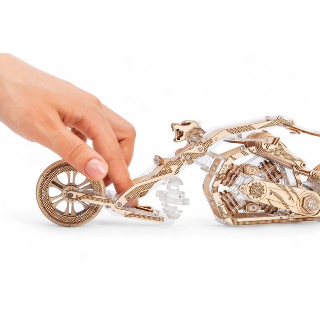 Veter Models 3D Modelbouwpakket Black Wolf Driewieler, AKV-18, 30,5x12x16,5cm