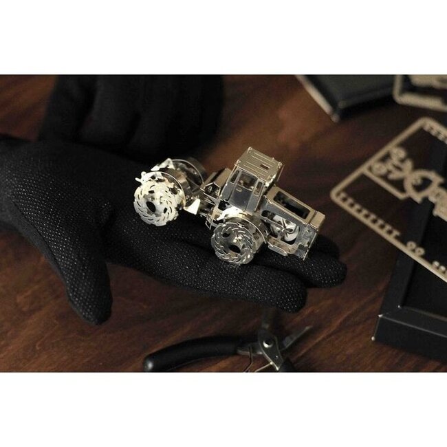 3D Metalen Bouwpakket, Hot Tractor 700, Time for Machine, T4M38019, 11,2x5,5x4,4 cm