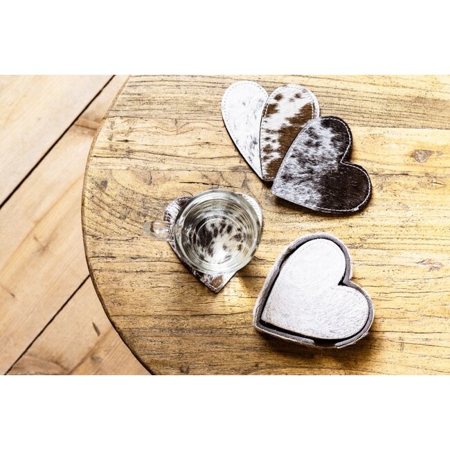 Mars & More onderzetter koehuid hart zwart/wit 14cm