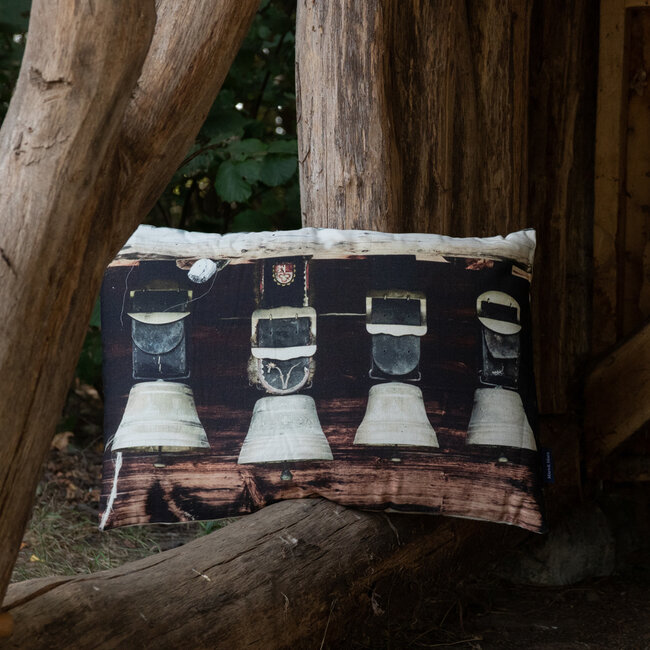 Mars & More canvas kussen koebellen 40x60cm