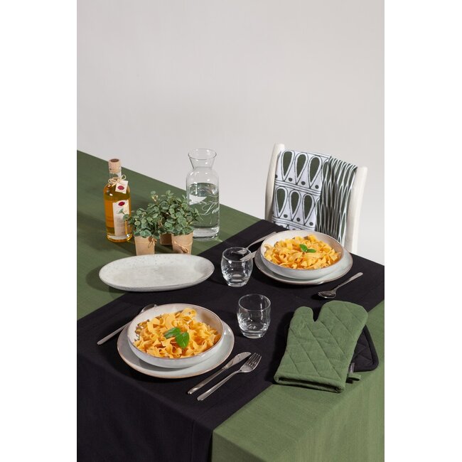 Linen & More Indi Tafelkleed Textiel army groen 140x250cm