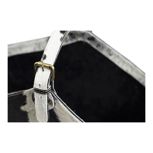 Mars & More mand koehuid zwart/wit 40cm