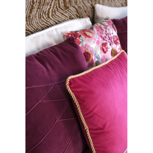 Linen & More Uneven Pintuck kussen magenta 45x45cm