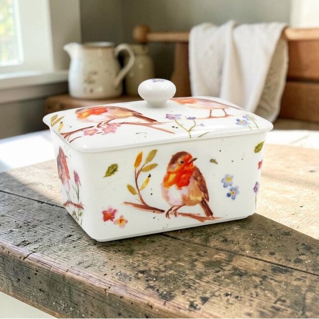 Jennifer Roos Porseleinen  Botervloot roodborst-	16x10x10