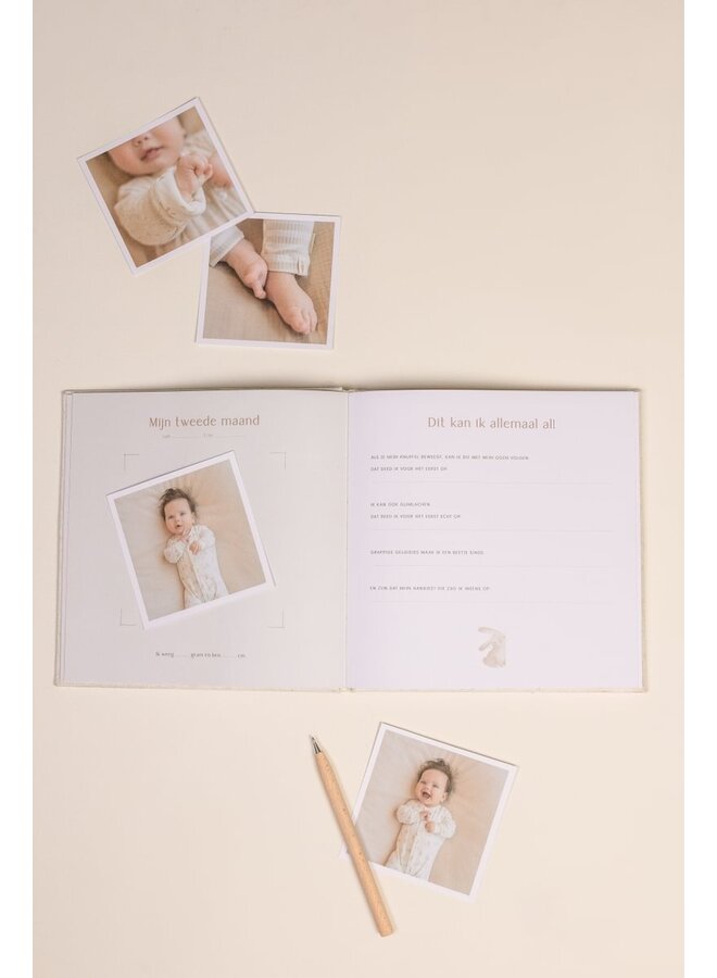 Little Dutch - Babyboek 'Mijn eerste jaar' - Baby Bunny