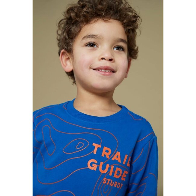 Sturdy - Sweater AOP Blauw - Chasing Trails