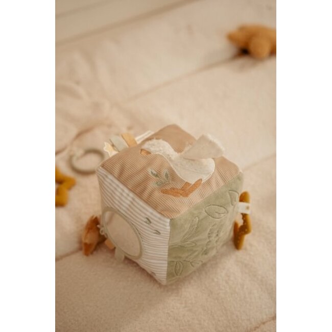 Little Dutch - Activiteitenkubus - Newborn Naturals