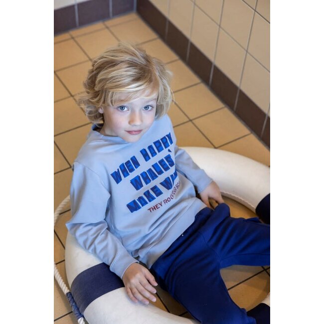 Sturdy - Sweater Blauw - Waves and Whales