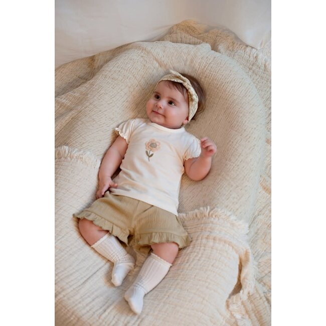 Feetje - T-shirt met Crochet Bloem Offwhite - Let Your Dreams Blossom