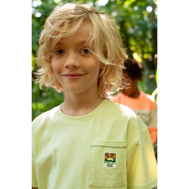 Sturdy - T-shirt Oversized Lime - Lagoon Legends