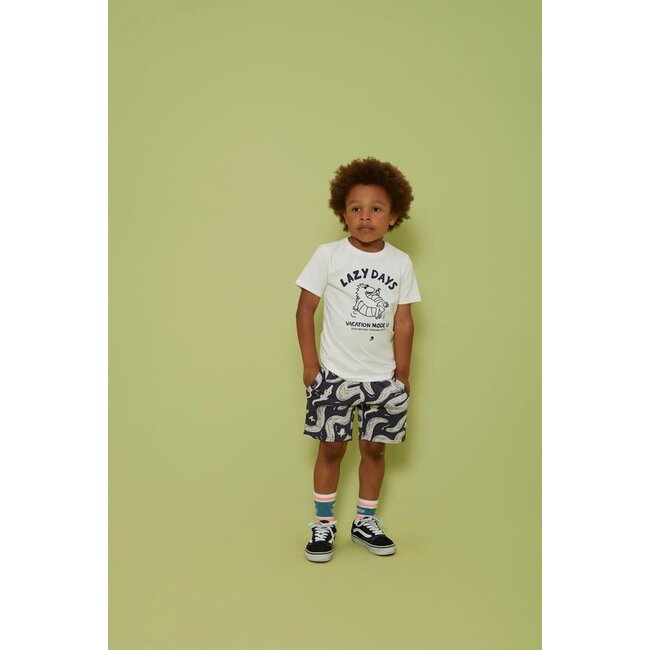 Sturdy - T-shirt Wit - Lagoon Legends