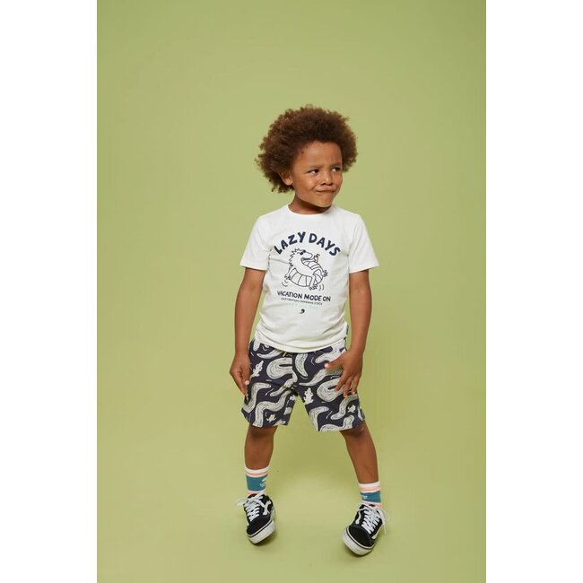 Sturdy - T-shirt Wit - Lagoon Legends