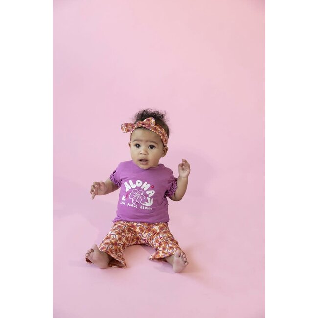 Feetje - Flare Broek AOP Perzik - Love Peace Aloha