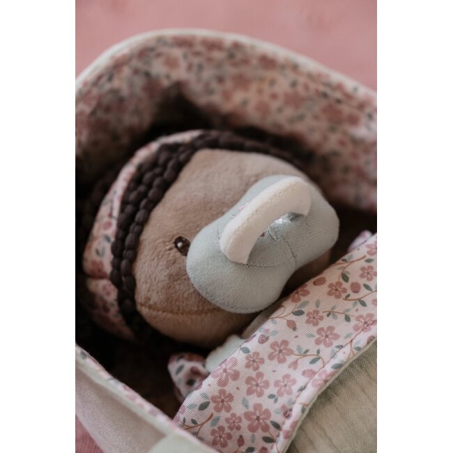 Little Dutch - Babypop in Mandje Evi 30 cm