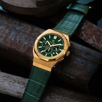 Paul Rich Paul Rich Motorsport Carbon Fiber Gold Green Leather MCF02-L watch 45 mm