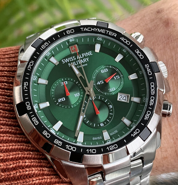 SWISS ALPINE MILITARY COMBAT LIGHT 7047.9114, Starting at 235,00 €