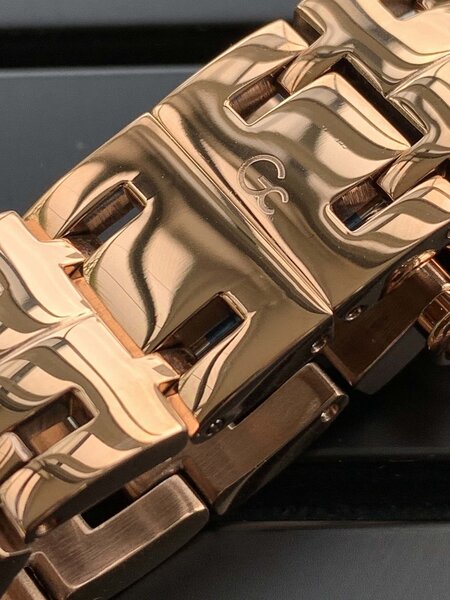 Gc Guess Collection Gc Guess Collection Y78001L2MF PrimeChic ladies watch 36 mm