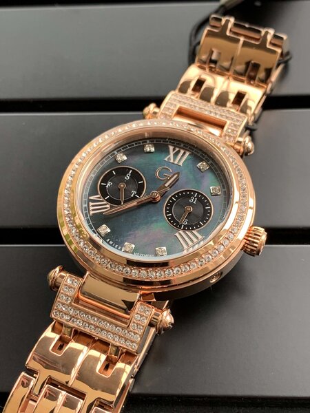 Gc Guess Collection Gc Guess Kollektion Y78001L2MF PrimeChic Damenuhr 36 mm