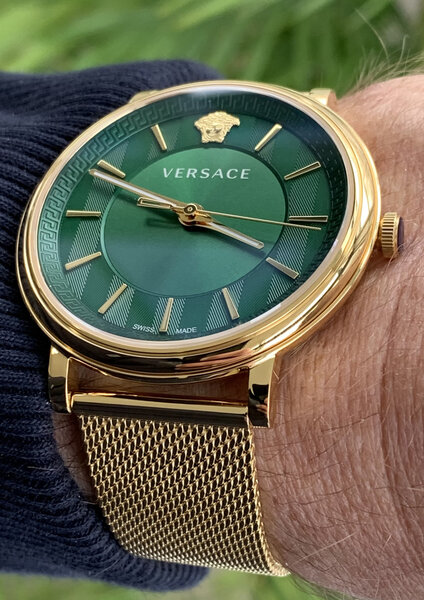 Versace Versace VE5A00820 V-Circle men's watch 44 mm