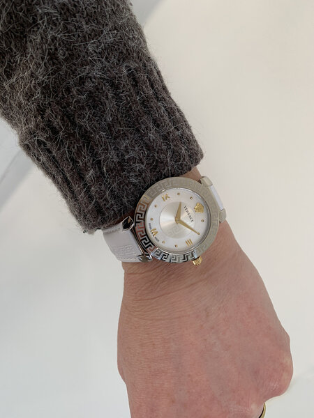 Versace Versace V16010017 Daphnis ladies watch 35 mm