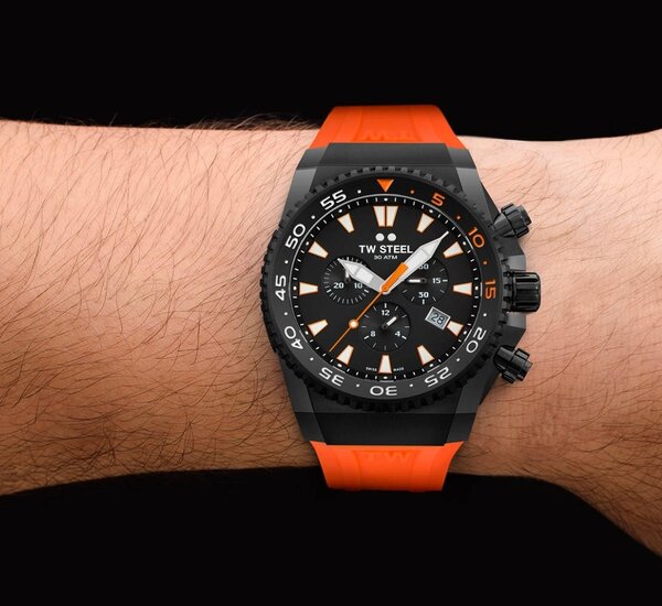 TW Steel TW Steel ACE404 Diver Swiss Chronograph Limited Edition watch 44mm