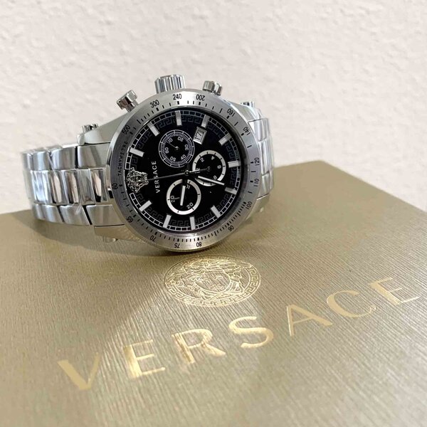 Versace Versace VEV800419 Sporty men's chronograph watch 44 mm