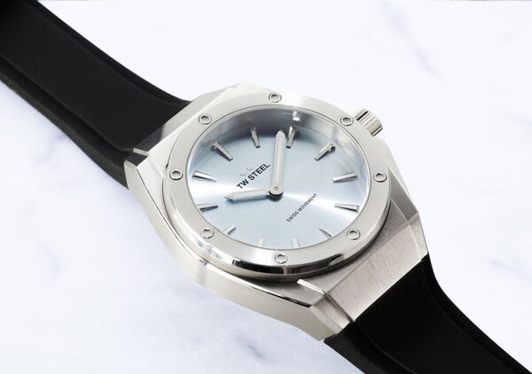 TW Steel TW Steel CE4031 CEO Tech ladies watch 38mm