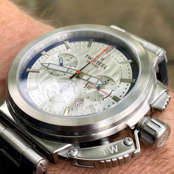 TW Steel TW Steel ACE201 Spitfire Swiss Made Automatik-Chronograph Herrenuhr 46 mm