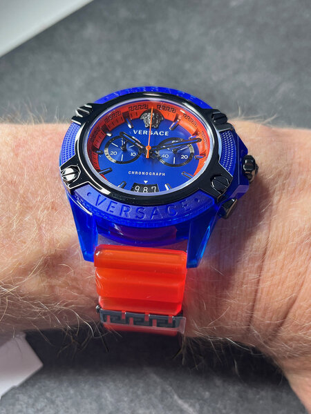 Orange versace shop watch