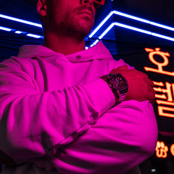 URBN22 URBN22 Iron Sunrise Yellow streetlife chronograph watch