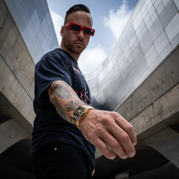 URBN22 URBN22 Exclusive Golden Gambler streetlife chronograph watch