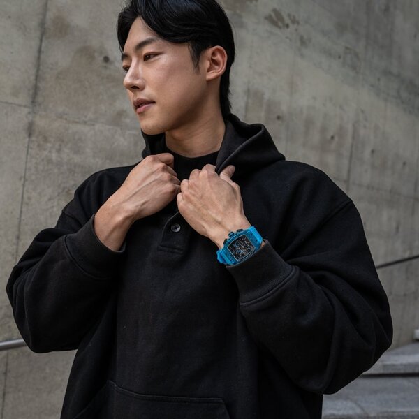 URBN22 URBN22 Nitro Liquid Blue streetlife chronograph watch