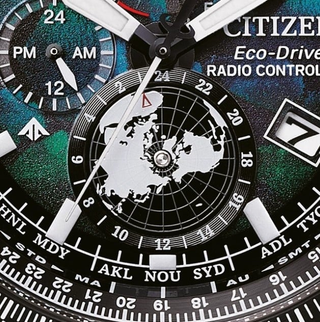 UTC draaischijf op de Citizen BY3005-56E Limited Edition