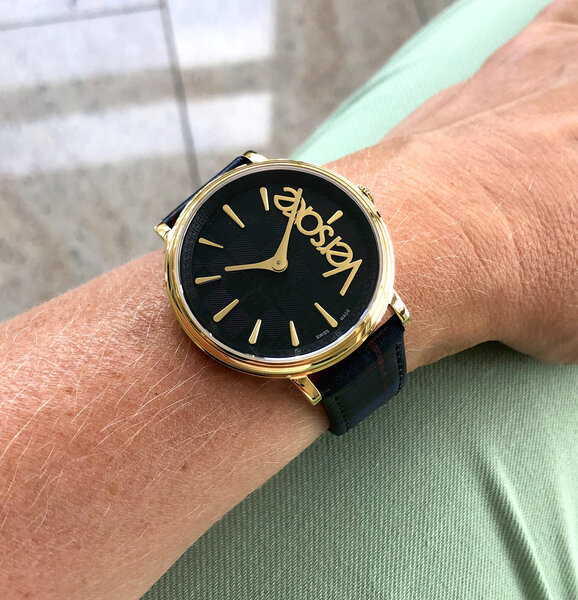 Versace Versace VE8100218 V-Circle Damenuhr