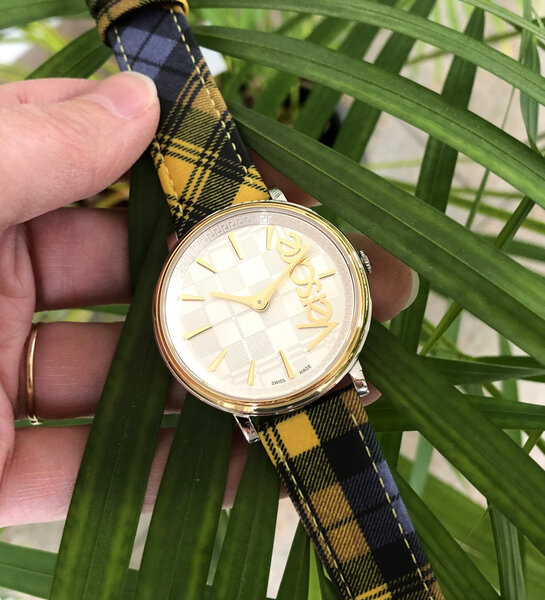 Versace Versace VE8100118 V-Circle ladies watch