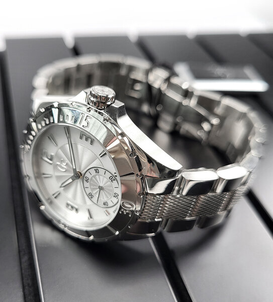 Gc Guess Collection Gc A70000L1 Sport Chic ladies watch 34 mm